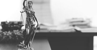 Il&#x20;faut&#x20;absolument&#x20;enclencher&#x20;le&#x20;processus&#x20;de&#x20;r&#x00E9;vision&#x20;des&#x20;accords&#x20;sur&#x20;la&#x20;gestion&#x20;de&#x20;la&#x20;dur&#x00E9;e&#x20;du&#x20;travail&#x20;et&#x20;des&#x20;RTT