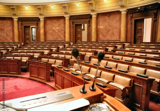 Les&#x20;suites&#x20;de&#x20;la&#x20;r&#x00E9;forme&#x20;des&#x20;retraites&#x00A0;&#x20;devant&#x20;le&#x20;S&#x00E9;nat