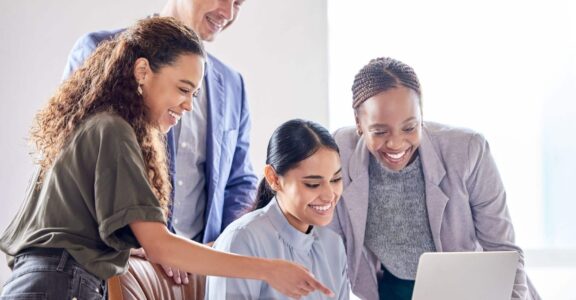 Stagiaires ou étudiants en immersion professionnelle
